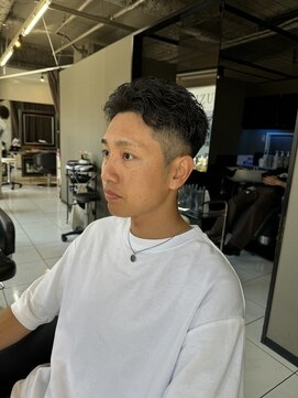 アイズ 海老名(AIZU) 極道パーマ　スパイラルパーマ　フェードカット　短髪パーマ