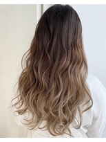 イース バイ アンブルリュクス 北千住(Ease by amble luxe)&nbsp;バレイヤージュカラー