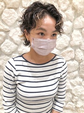 モアナ バイ ヘッドライト 沖縄東崎店(Moana by HEADLIGHT) Moana【東崎】#ウルフカット#ウルフパーマ#ショート