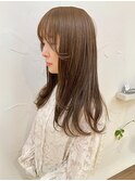 ベージュカラー 顔周りレイヤー ストレート 毛先カール