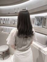 エレノア 静岡店(Eleanor) ブリーチなしオリーブベージュ×前上がりローレイヤー【川名】