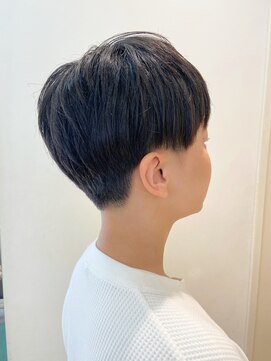 レンジシキチジョウジ (RENJISHI KICHIJOJI) 刈り上げショート【RENJISHI】