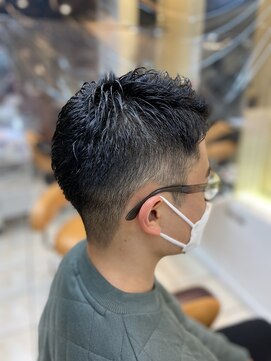 クオリス 上板橋店(QUALIS) メンズソフトモヒカンベリーショート【刈り上げスタイル】