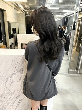 アリュウル 表参道(ALLURE) 韓国レイヤーカット地毛風暗髪グレージュ　千葉