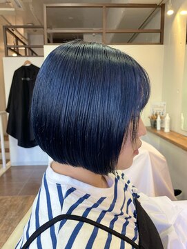 スタジオフォーエイチ(STUDIO 4H) 青髪/ブルー/ミニボブ/ネイビーブラック/アッシュ/寒色