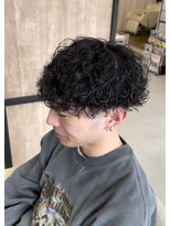 メンズギフト(men's GIFT)&nbsp;刈り上げツーブロック波巻きスパイラルパーマメンズマッシュ