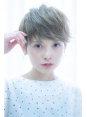 土屋アンナ風ベリーショート×ミルクティー×白髪ぼかし(st橋元)