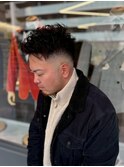 メンズフェード刈り上げブルーブラックスペインカール【新大阪】
