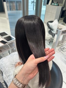 フォルテ ティアラ 横浜店(FORTE TIARA) BLACK×PINK