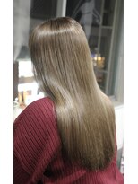 ストラット(STRUT)&nbsp;透明感グレージュ