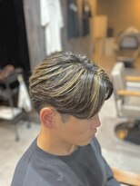 スウェル 柏店(Swell)&nbsp;毛流れセンターパート×金メッシュ [#柏 #MEN'S #Wカラー]