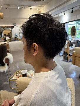 トゥ ルーチェ(tu.luce) メンズ刈り上げアップバング