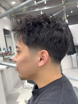 ササ 京都河原町店(33 SASA) ピンパーマ　テーパーフェード　京都四条河原町