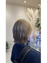 アチーブティルスマートサロン 豊川末広通店(achieve till Smart Salon)&nbsp;春色ハイトーンミルクティーベージュくびれボブレイヤー20代30代