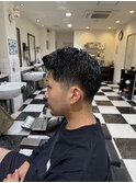 テーパーフェードアップバング