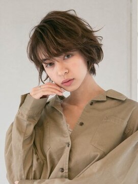 アース 市川店(HAIR & MAKE EARTH) 無造作カールセンターパートショート