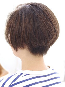 バレット(BALETT) シルエットバランスを整えたショートスタイル☆【白髪ぼかし】