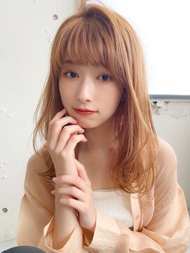 トゥーナ 表参道(tona) 小顔カット・外ハネボブ・くびれヘア・ペールベージュ