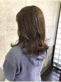 春カラー  ベージュ