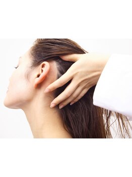 眼精疲労や頭痛が起きがちな今だから…癒しのアロマヘッドスパでリセットしませんか？