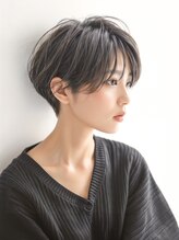最新のトレンドヘア&髪質改善  カットのこだわりや縮毛矯正などをご紹介