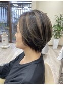白髪もボケるデザインカラー