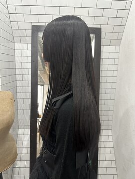 レガーレ(Legare) 艶髪黒髪髪質改善ストレート(広島市中区)