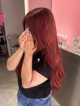 ダズリングディア(Dazzling Deer) レッド／ロング／暗めカラー