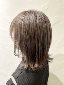 美容室 スタジアム(Stadium) 大人ベージュ ミディアムレイヤー