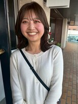 フィルム(FiLMs)&nbsp;透明感ブラウンアッシュ/ミディアムレイヤーカット/くびれ