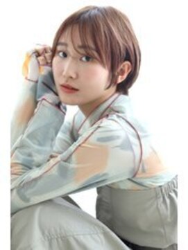 シロフイケブクロ(shirof ikebukuro) 小顔ショートヘアー×シアーカラー20代30代40代