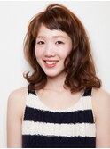 眉上バングで大人可愛い☆くせ毛風ミディアム
