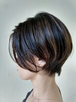 フラワーズビィーオーディー(FLOWERS BOD)&nbsp;パーマで作るハンサムショート