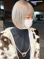 トゥコ(tuco)&nbsp;ボブ内巻きボブハイトーンカラーブロンドカラーシルバーカラー