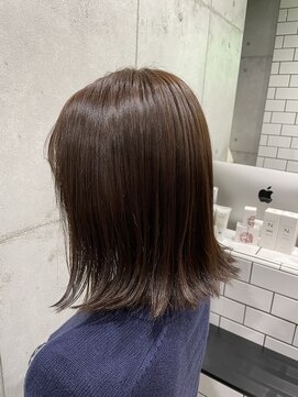 ネウィ 池袋(newi) 切りっぱなしボブ