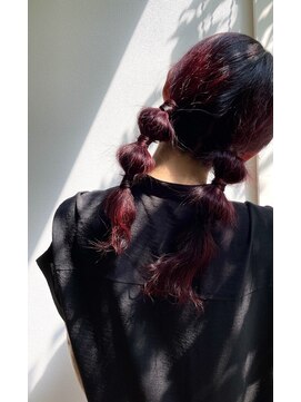 ビューティブロー ビービー(Beauty Blow B.B) ピンクヘアーダブルカラーケアブリーチハイライトヘアアレンジ