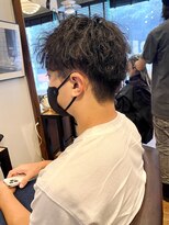 アイリーヘアデザイン(IRIE HAIR DESIGN)&nbsp;【IRIE HAIR赤坂】ソフトツーブロック×スパイラルパーマ×束感
