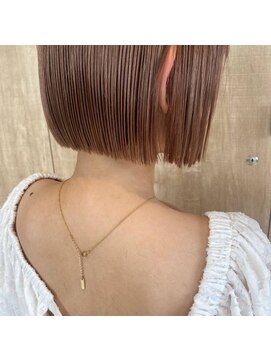 ヘアメイクアース 八潮店(HAIR & MAKE EARTH) ハイトーンショートボブ