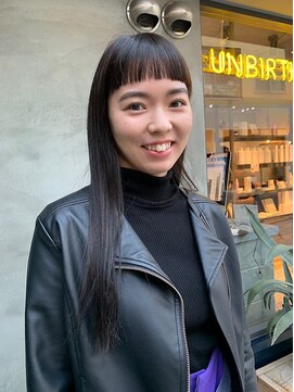 スペシウムバイアンバースデー(spacium by UNBIRTHDAY) ワイドバング/ダークカラー/ロング【HIYORI】