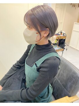 ジジ(jiji) ハイトーンショートボブ