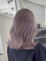 リア(riah) ダブルカラーミルクティーベージュレイヤーカット韓国ヘア