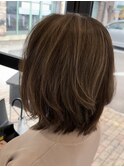 上品な白髪隠しハイライト＋ウルフ