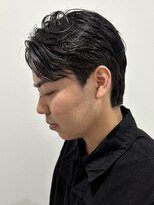 ヒュイル バイ ニアウ(Hwyl by Niau) メンズマッシュセンターパートスパイラルパーマニュアンスパーマ