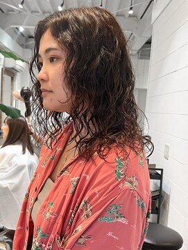 ラレイ ハラジュク(Lalei harajuku) 原宿スパイラルパーマウェーブヘアくるくるパーマ20代30代40代