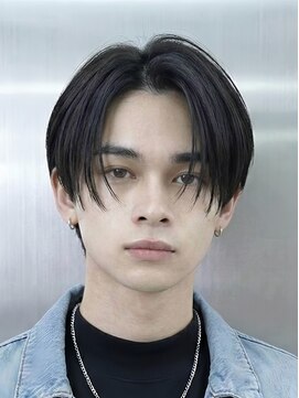 ノラキチジョウジ(NORA KICHIJOJI) 黒髪センターパートパーマ韓国マッシュツーブロックワックスなし