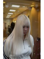 モアムー(Moremuu)&nbsp;[かの]ホワイトブロンド