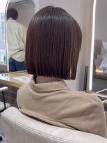 アイドットプラス 札幌大通り(i.+ODORI) 透明感ベージュカラー 小顔ボブ