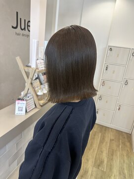 ジュエ ヘアー デザイン(Jue hair design) 春の柔らかオリーブブラウン×タイト外ハネボブ