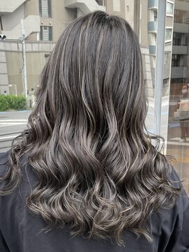 エジョン 八幡山店(Aejon) 大人レイヤーカット白髪ぼかし脱白髪染め40代50代60代
