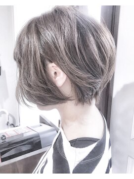 ヘアーアンドアトリエ マール(Hair&Atelier Marl) 【Marl外国人風カラー】グレージュカラーのショートボブ